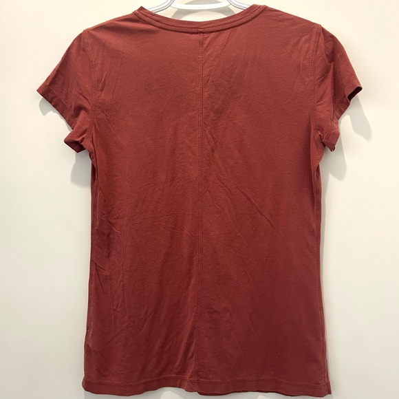 💫3/$30! NWOT Babaton Tshirt - Picture 6 of 8